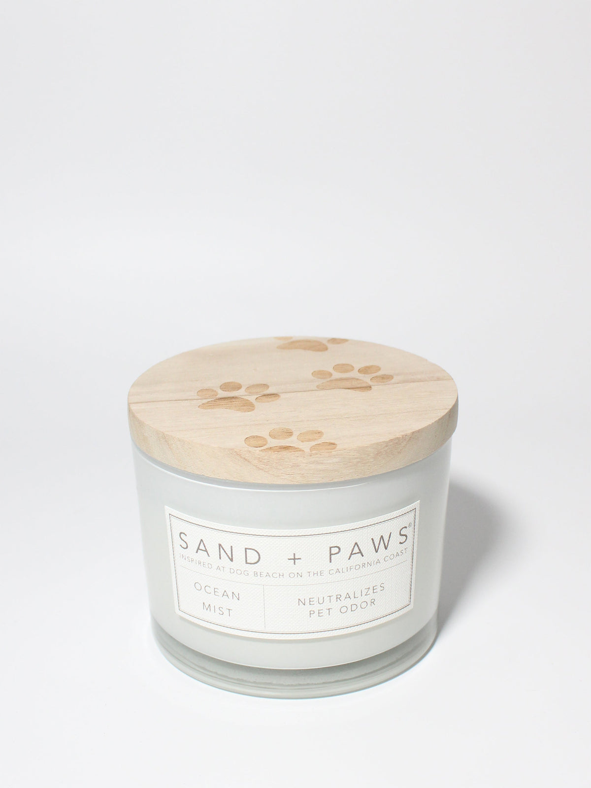 Sand + Paws Ocean Mist Cozy 12 oz scented candle