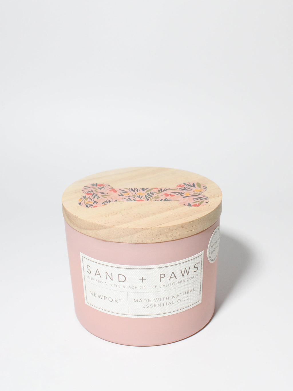Sand + Paws Newport Cozy 12 oz scented candle