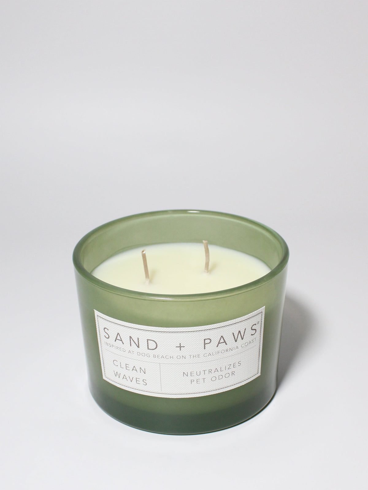 Sand + Paws Clean Waves Cozy 12 oz scented candle