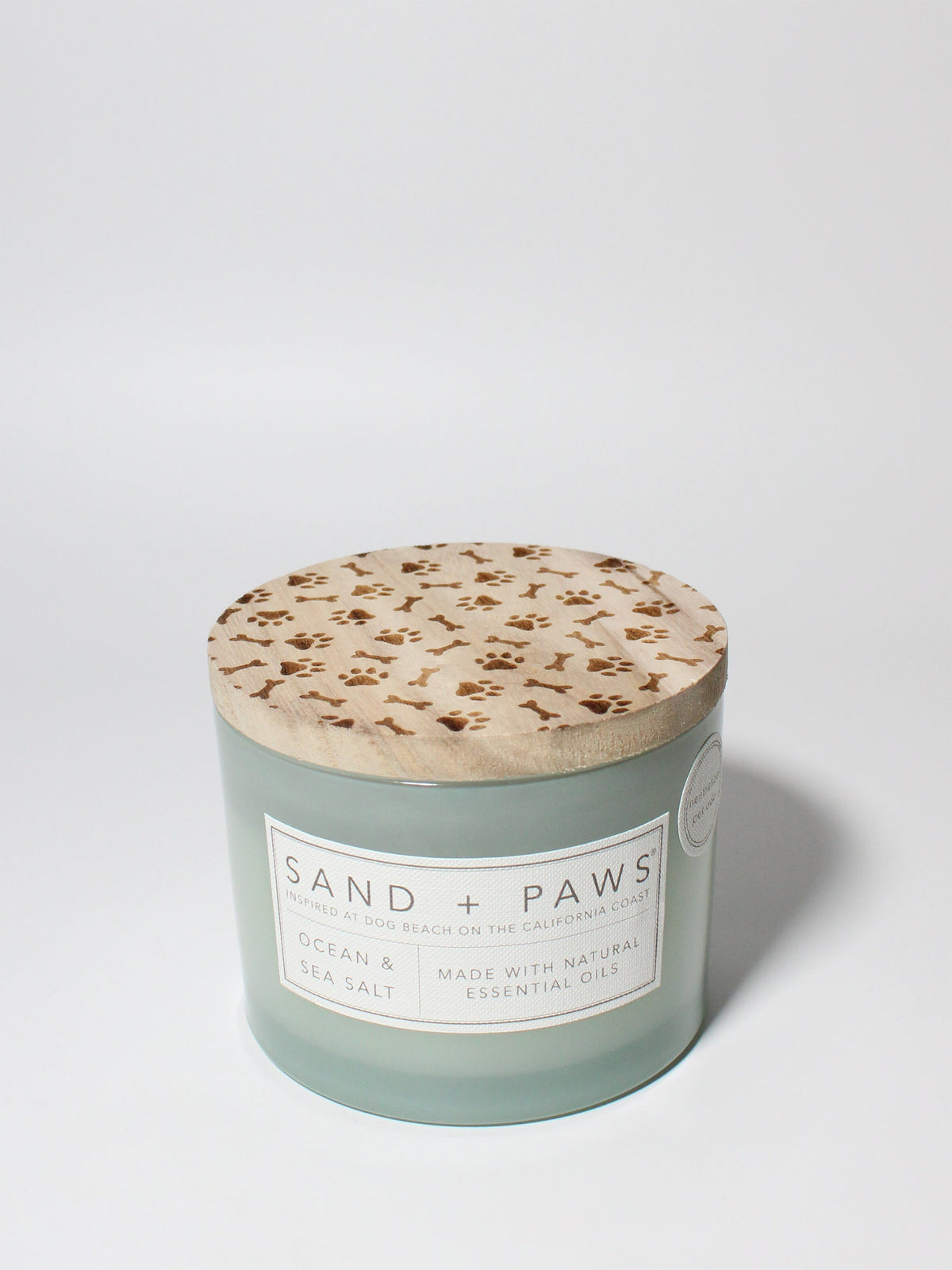 Sand + Paws Ocean & Sea Salt Cozy 12 oz scented candle