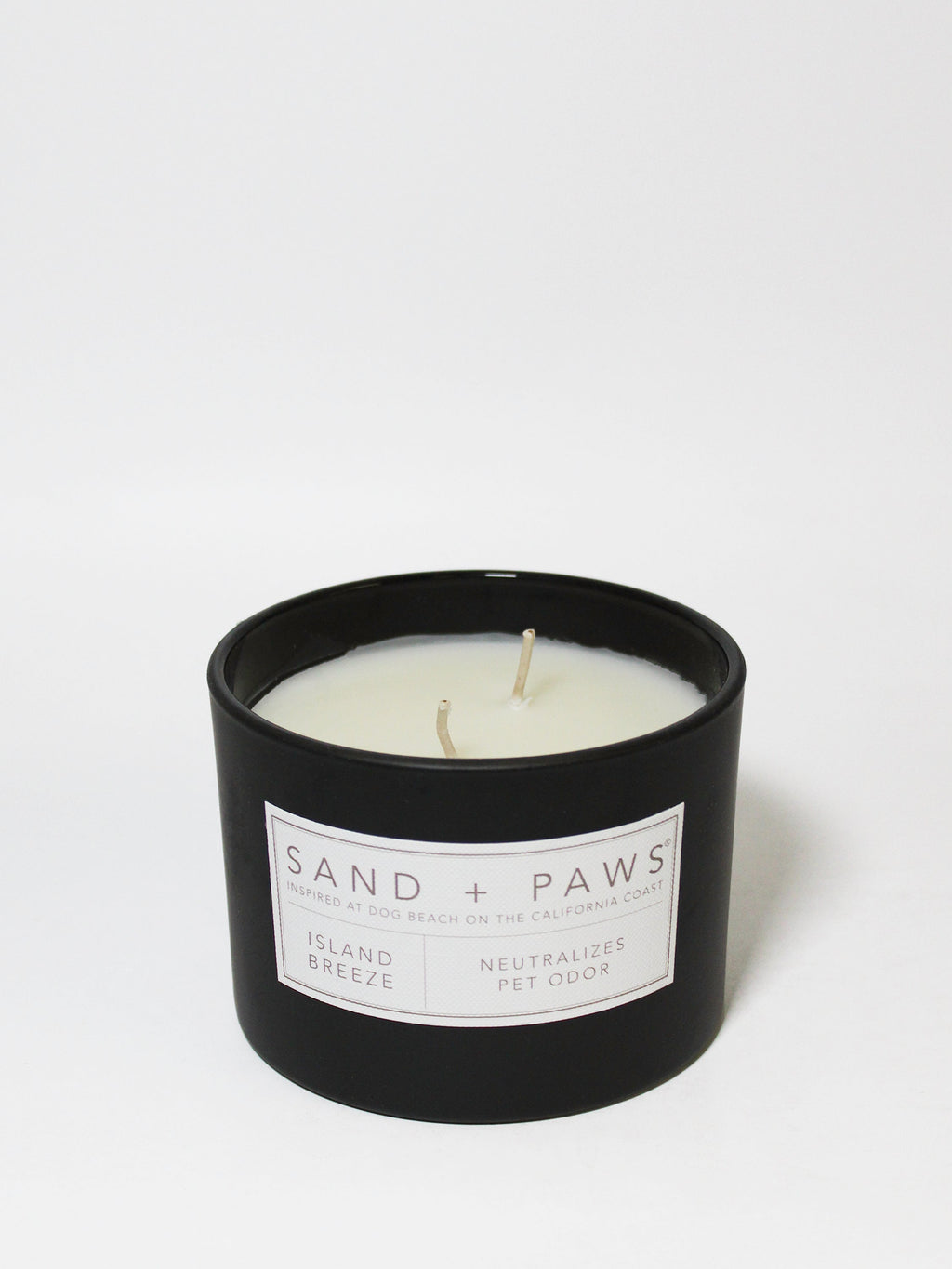 Sand + Paws Island Breeze Cozy 12 oz scented candle