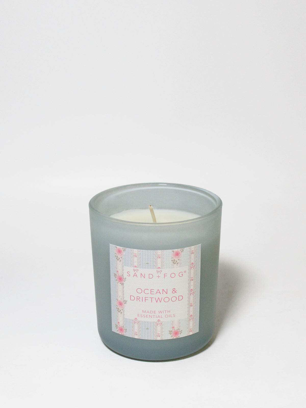 Ocean & Driftwood Cozy 10 oz scented candle