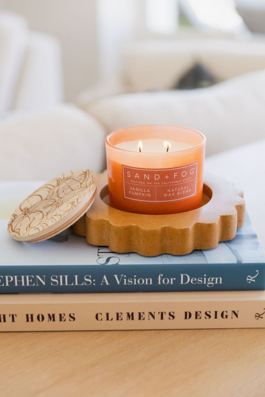 Vanilla Pumpkin Cozy 12 oz scented candle