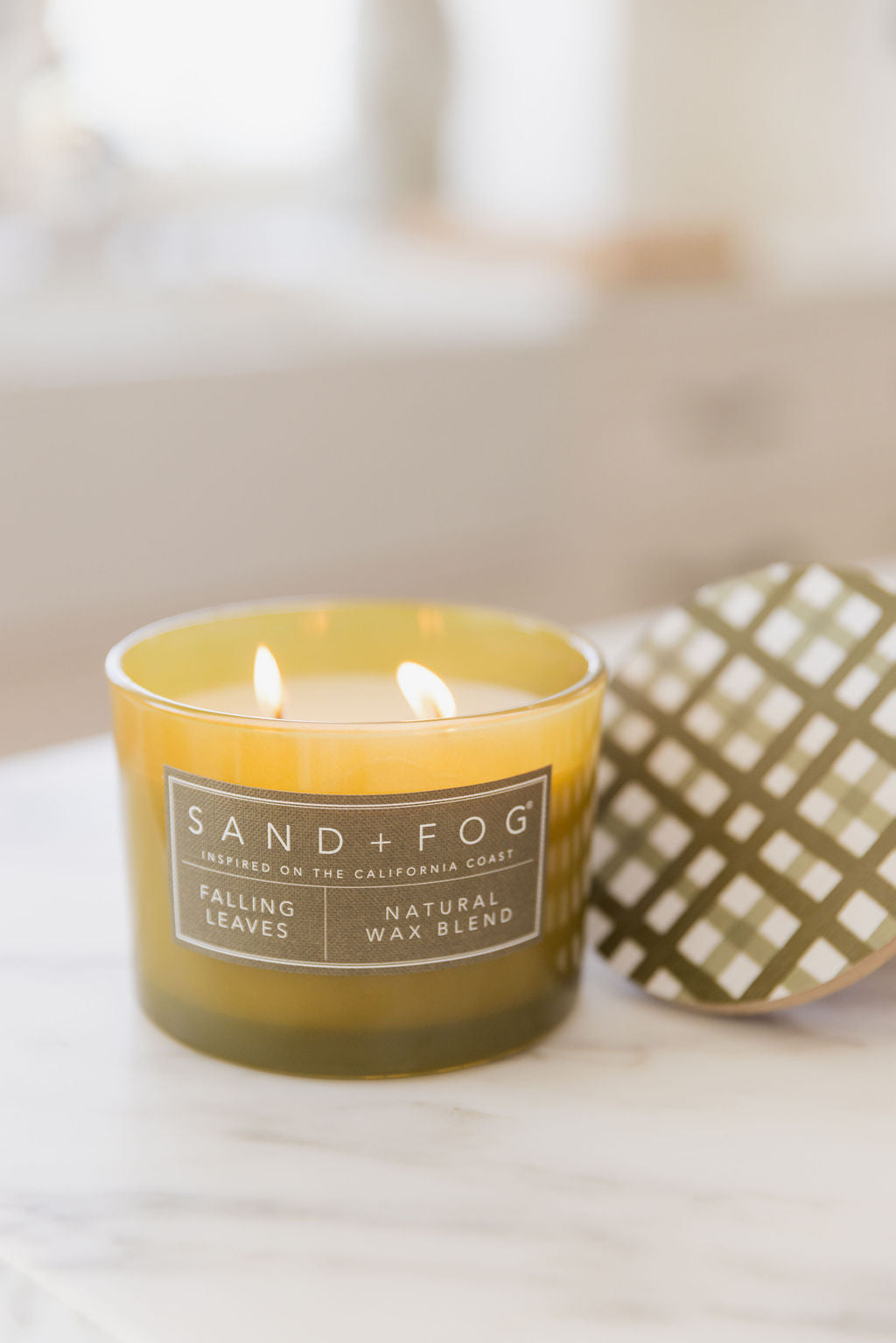 Falling Leaves Cozy 12 oz scented candle