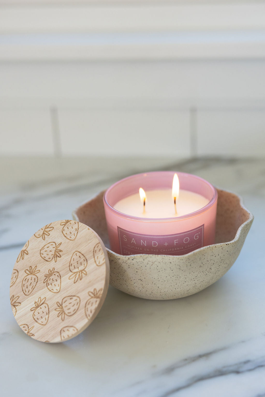 Strawberry Spritz Cozy 12 oz scented candle