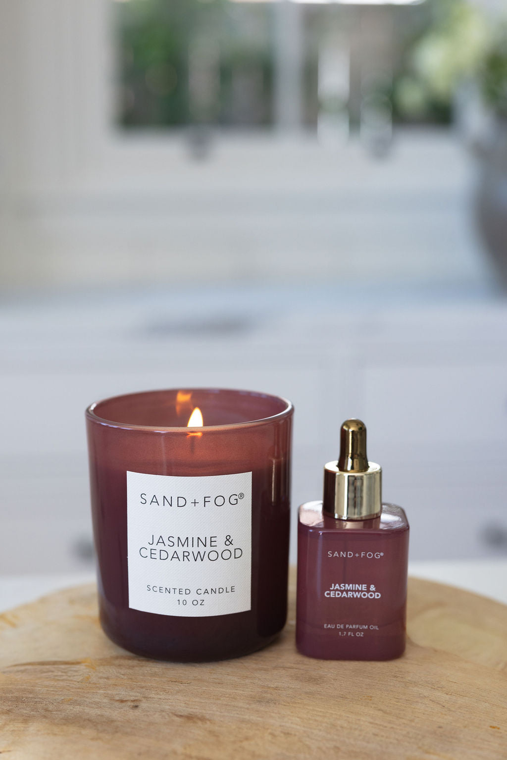 Jasmine & Cedarwood Cozy 10 oz scented candle