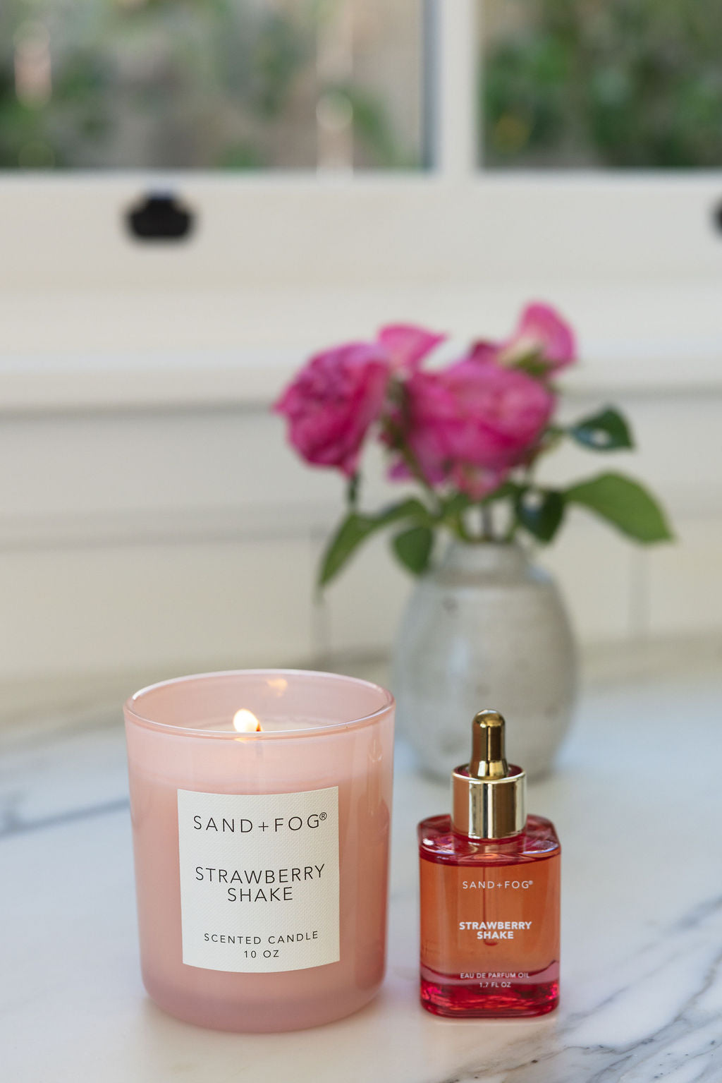 Strawberry Shake Cozy 10 oz scented candle