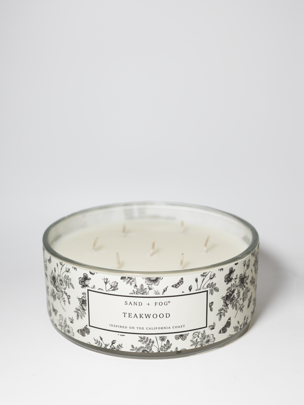 Teakwood Cozy 34 oz scented candle