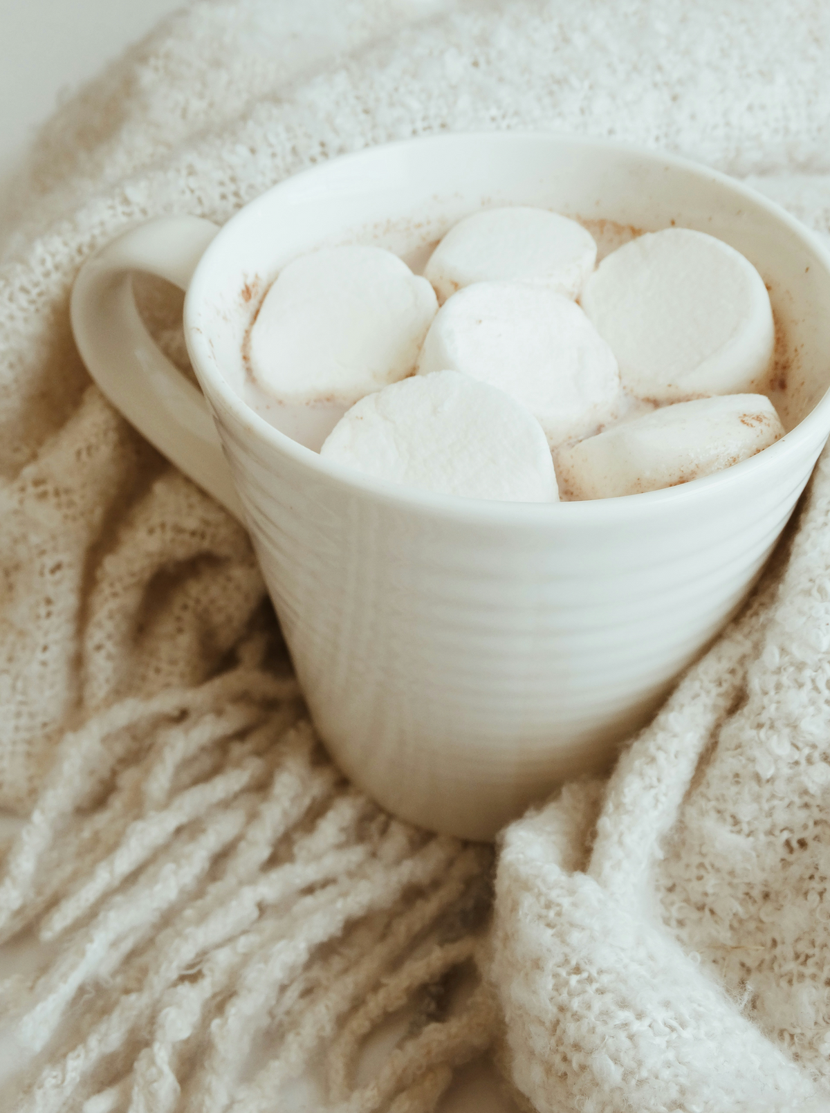 Marshmallow Skies Nourishing 32 oz Body Wash
