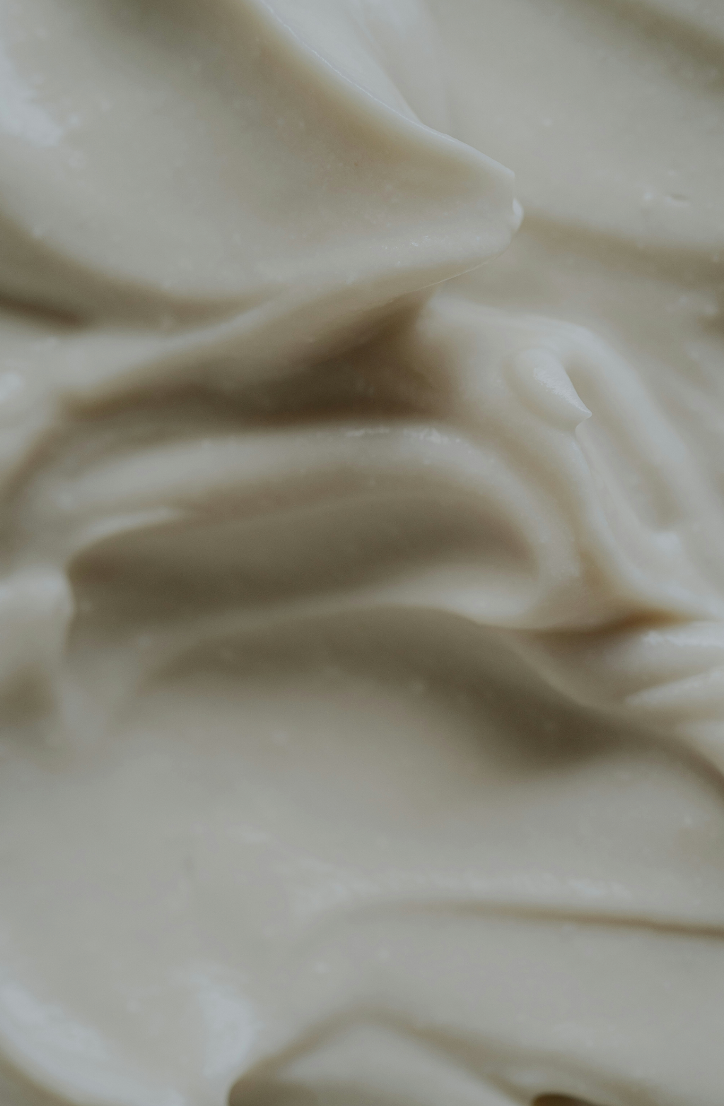 Sand + Paws White Vanilla Cozy 12 oz scented candle