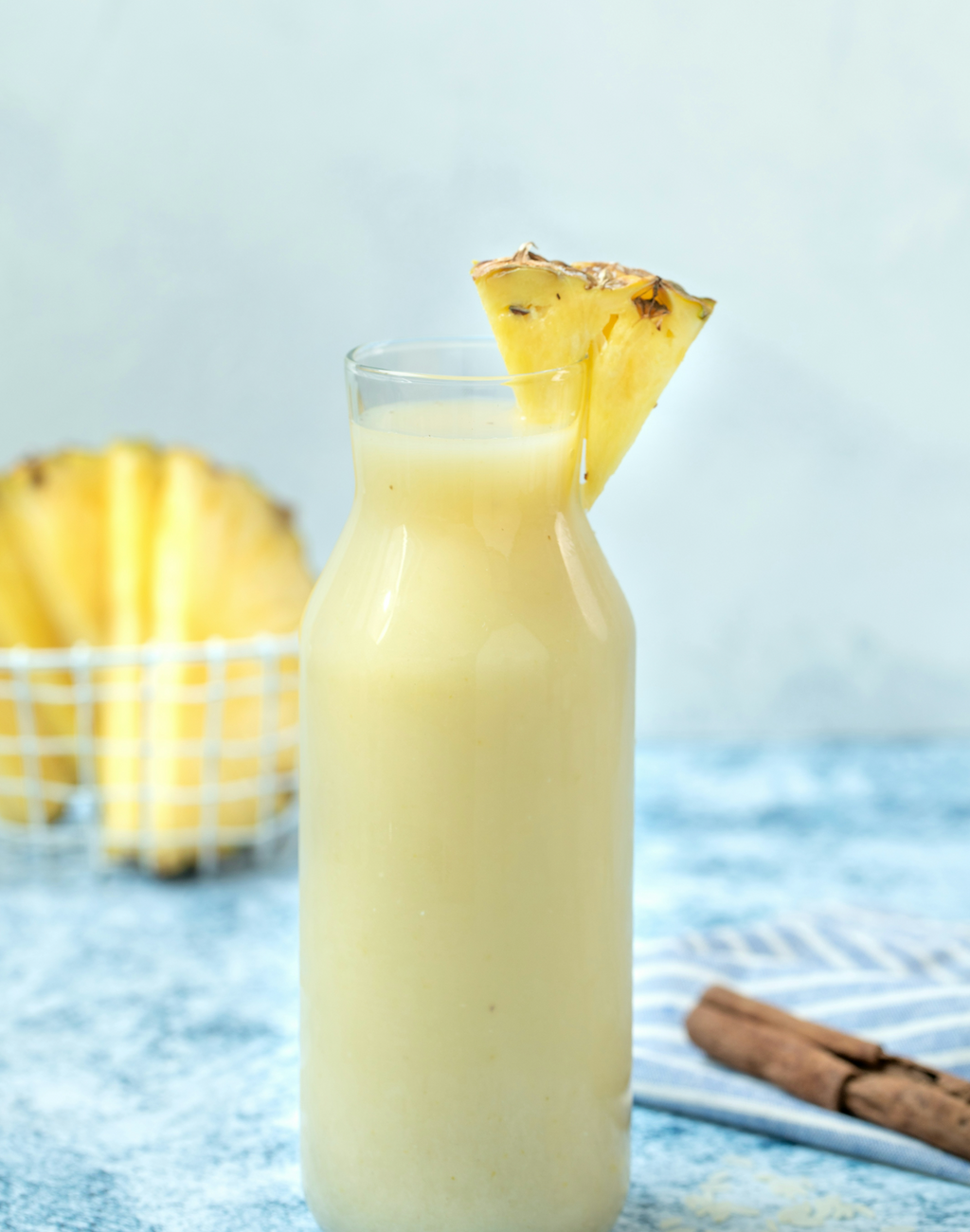 Pineapple Vanilla Cozy 12 oz scented candle