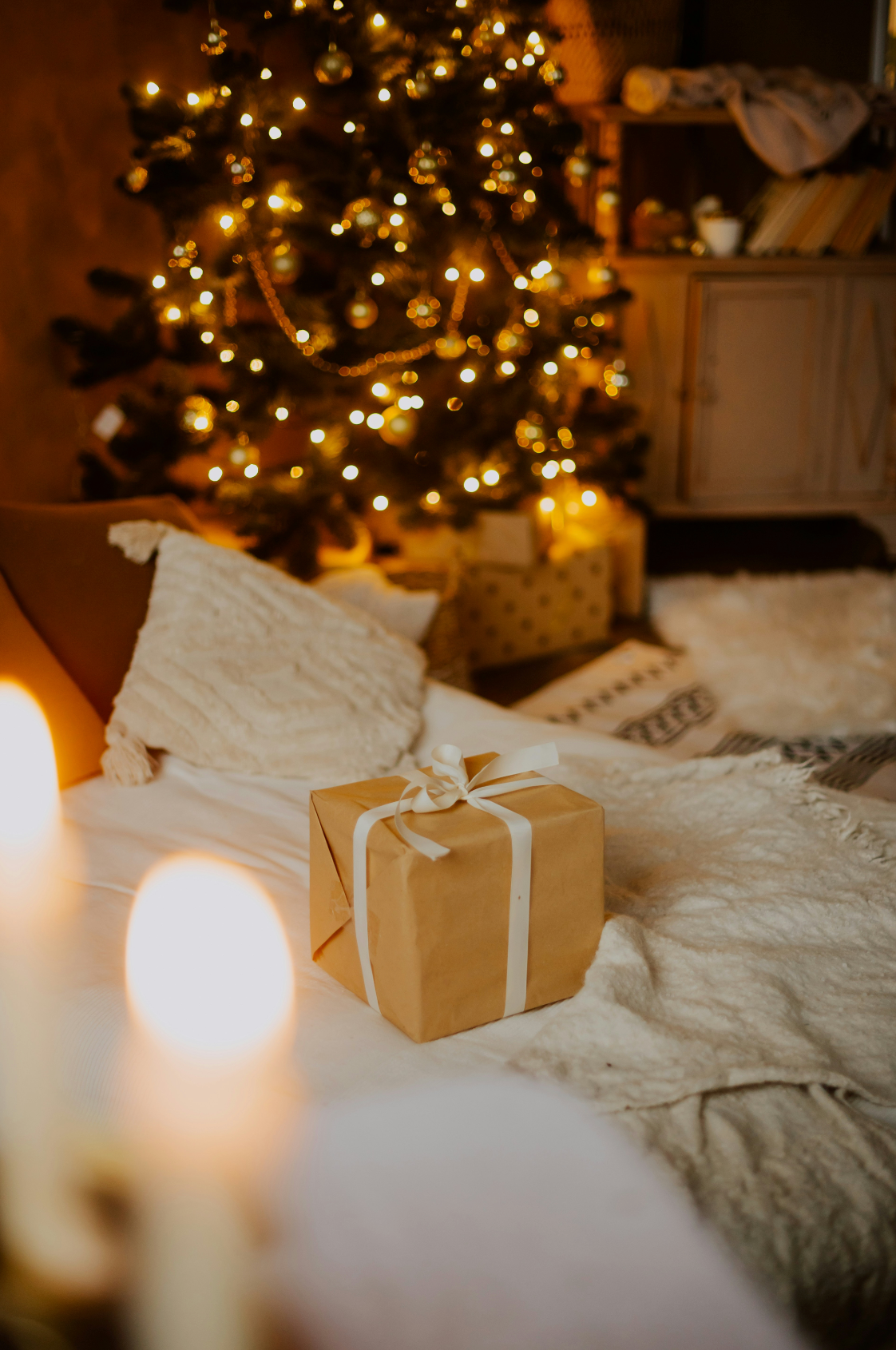 Perfect Holiday Cozy 12 oz scented candle