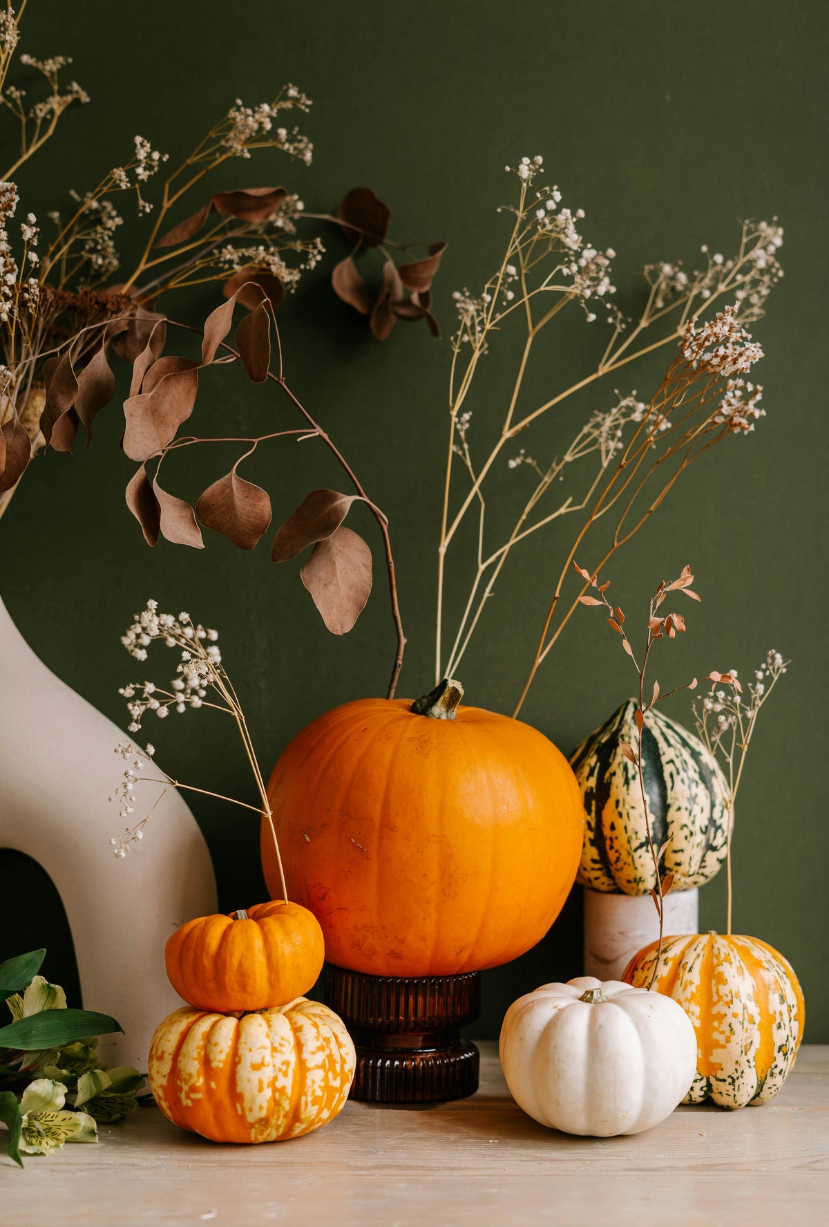 Pumpkin & Eucalyptus Cozy 21 oz scented candle